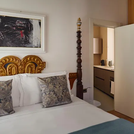 Palazzo Delle Pietre - Luxury 4* רומא