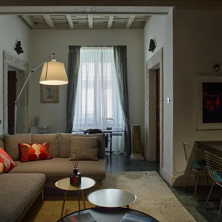 Palazzo Delle Pietre - Luxury מלון דירות