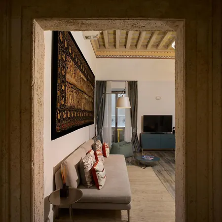 Palazzo Delle Pietre - Luxury Apartahotel Roma