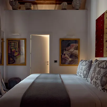 Palazzo Delle Pietre - Luxury מלון דירות רומא