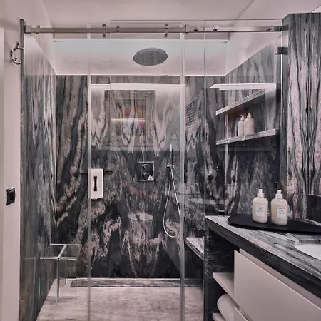 Palazzo Delle Pietre - Luxury 4*