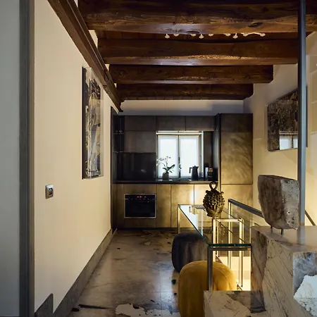 Palazzo Delle Pietre - Luxury 5* Roma