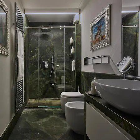 Palazzo Delle Pietre - Luxury 5* Roma