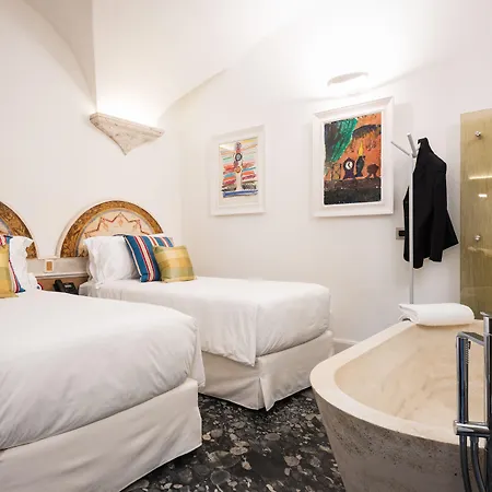 Palazzo Delle Pietre - Luxury 4* רומא