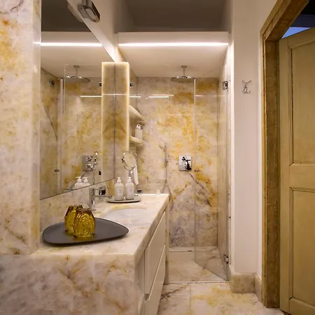 Palazzo Delle Pietre - Luxury Ξενοδοχείο με διαμερίσματα